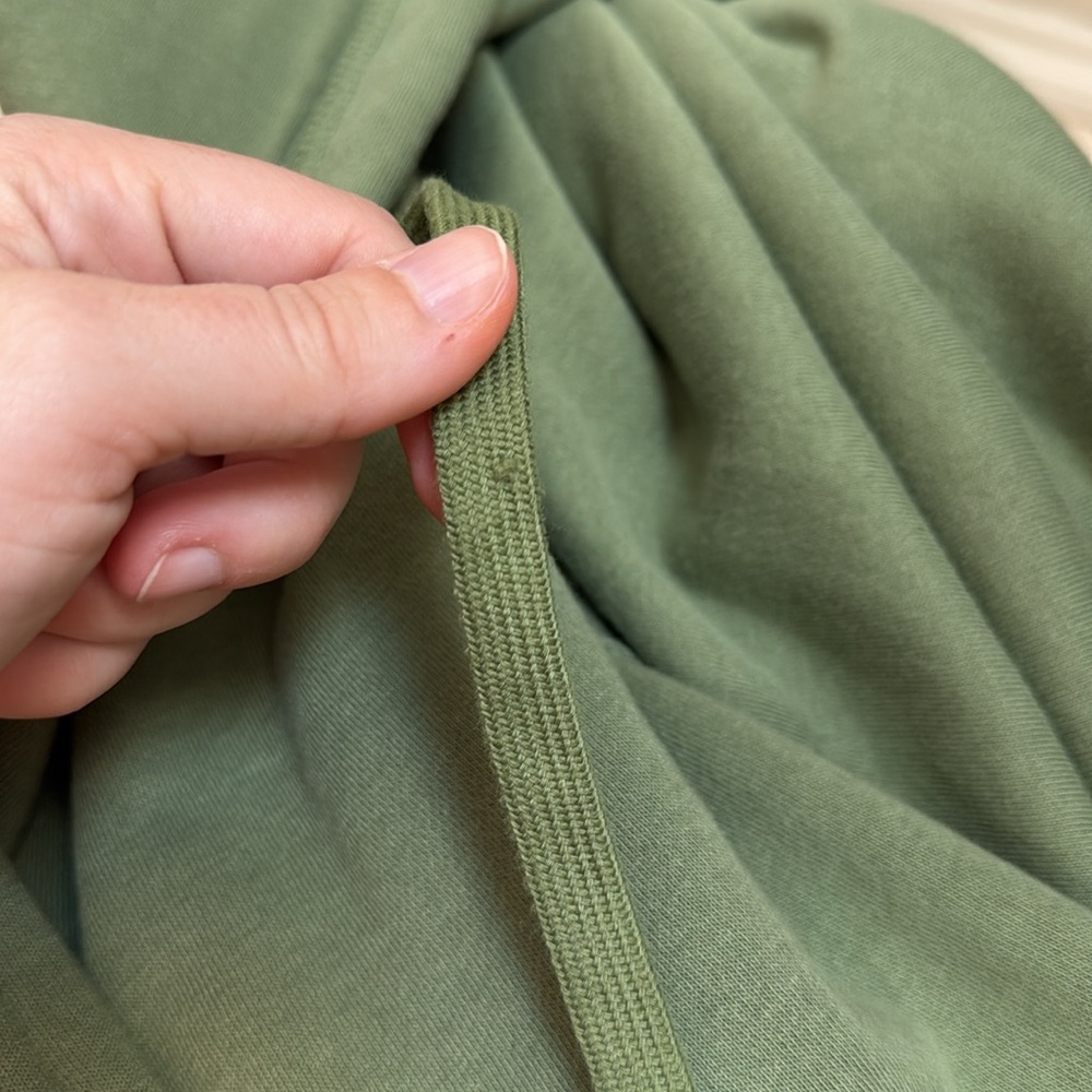 Men’s Goodfellow & Co Olive Green Zip Up Jacket with Hood. Size M. - Picture 6 of 9